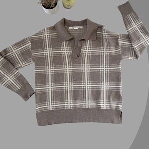 MAX STUDIO Women’s Grey Plaid Sweater – Size M